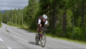 hth-二十连败到帅位危机，科维托娃与马龙共历体育炼狱